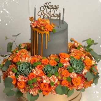 ایده برای خرید گل و کیک تولد برای دوست صمیمی